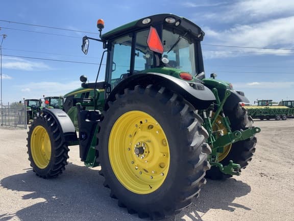 Image of John Deere 6M 155 equipment image 2