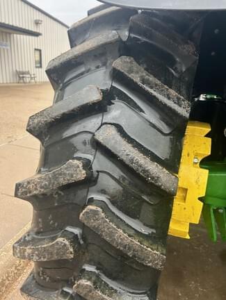 Image of John Deere 6M 155 equipment image 4