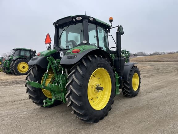 Image of John Deere 6M 155 equipment image 3
