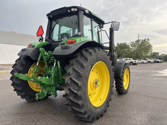 Image of John Deere 6M 155 equipment image 2