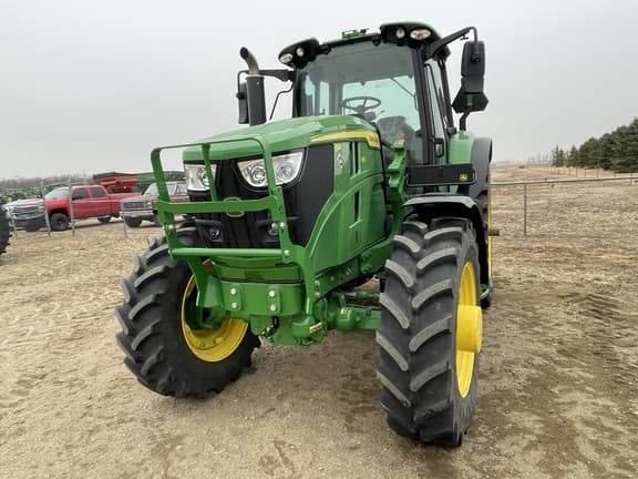 Image of John Deere 6M 165 equipment image 2