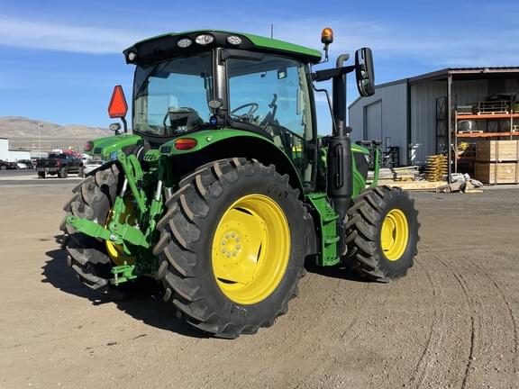 Image of John Deere 6R 120 equipment image 4
