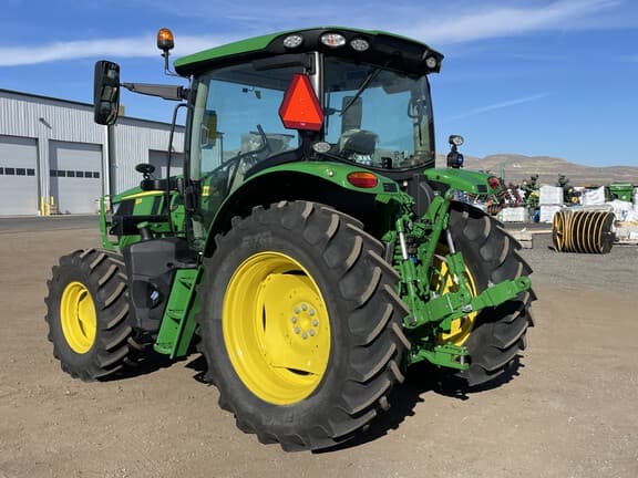 Image of John Deere 6R 120 equipment image 2