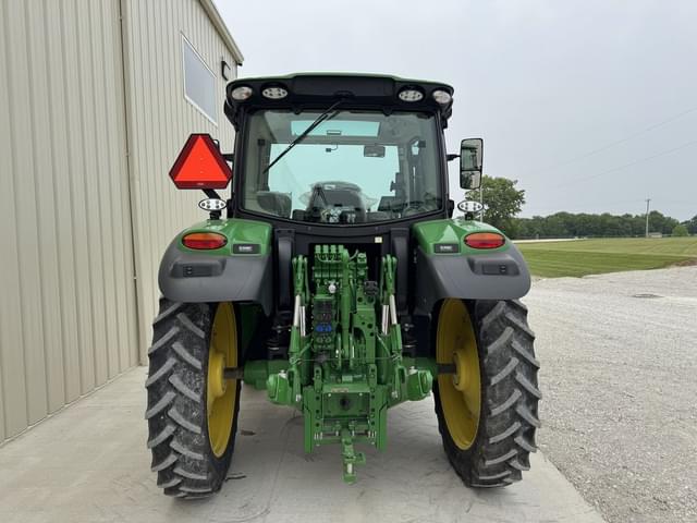 Image of John Deere 6R 120 equipment image 3