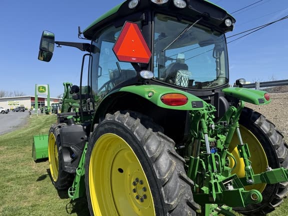 Image of John Deere 6R 120 equipment image 2