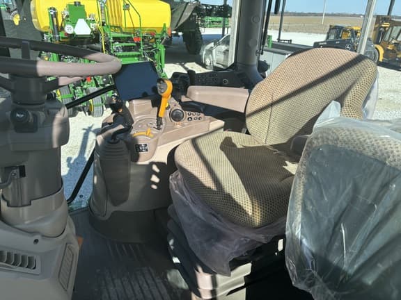 Image of John Deere 6R 130 equipment image 3