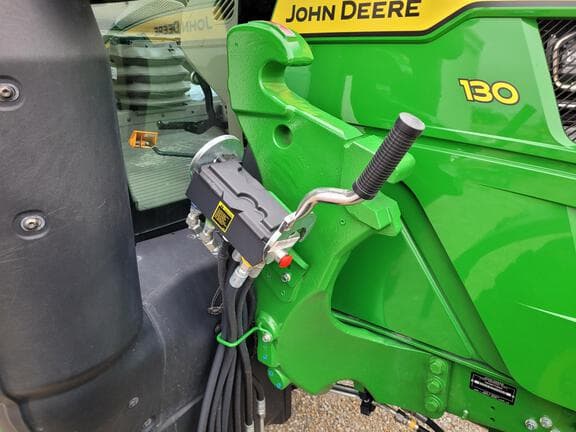 Image of John Deere 6R 130 equipment image 4