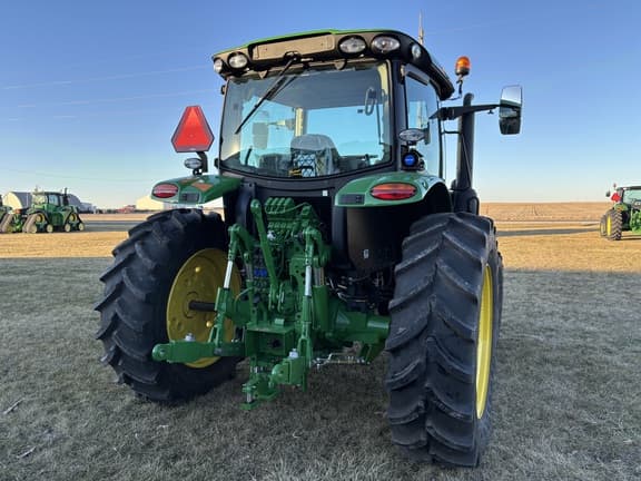 Image of John Deere 6R 130 equipment image 4
