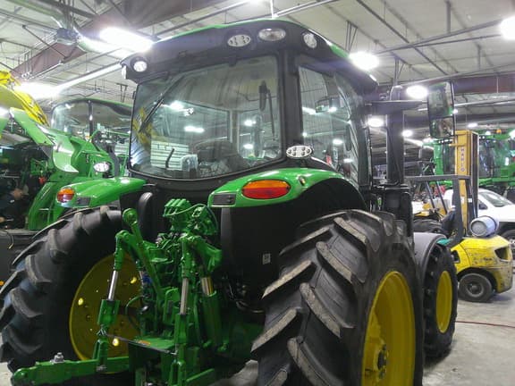 Image of John Deere 6R 130 equipment image 3