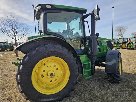 Image of John Deere 6R 130 equipment image 3