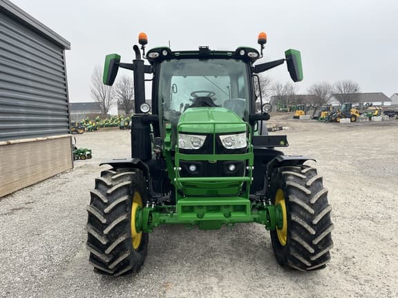 Image of John Deere 6R 130 equipment image 4