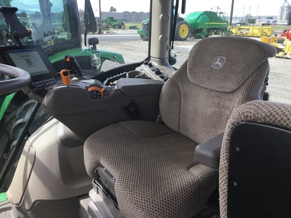 Image of John Deere 6R 130 equipment image 3