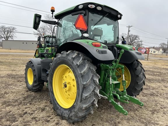 Image of John Deere 6R 130 equipment image 2