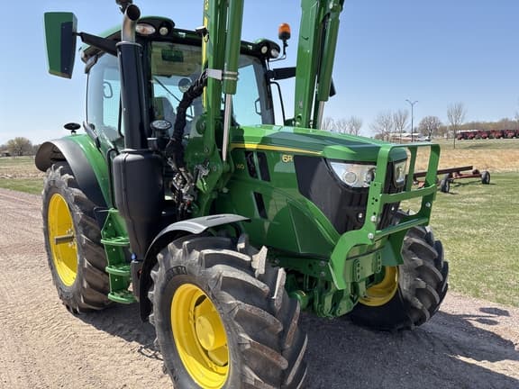 Image of John Deere 6R 140 equipment image 2