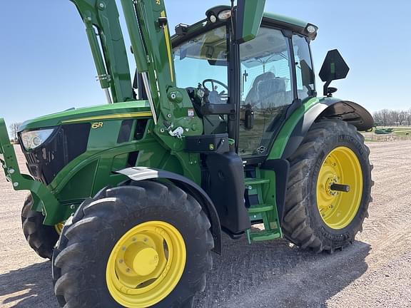 Image of John Deere 6R 140 equipment image 4