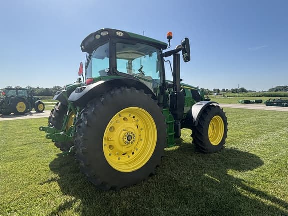 Image of John Deere 6R 145 equipment image 4