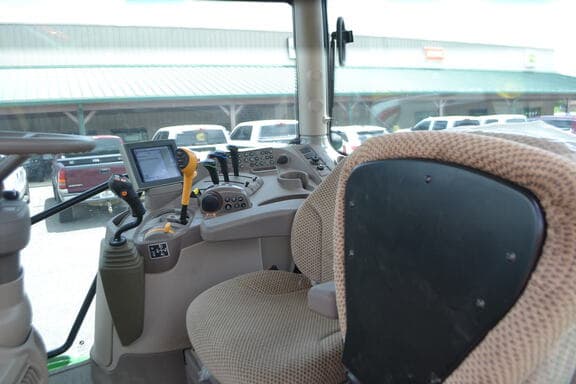 Image of John Deere 6R 145 equipment image 4