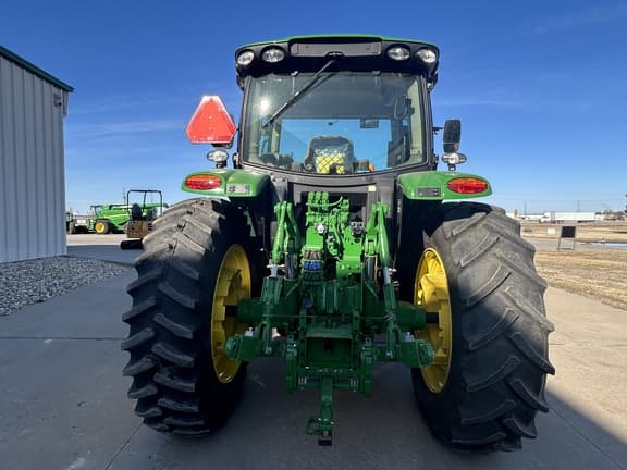 Image of John Deere 6R 155 equipment image 3