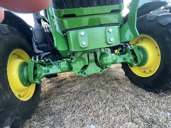 Image of John Deere 6R 155 equipment image 2