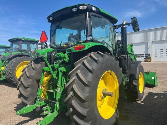 Image of John Deere 6R 155 equipment image 2
