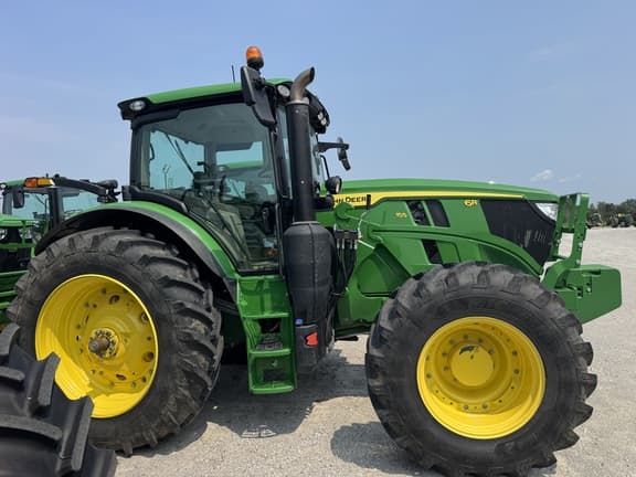 Image of John Deere 6R 155 equipment image 1