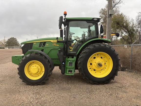 Image of John Deere 6R 155 equipment image 2