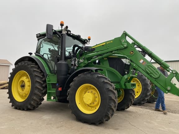 Image of John Deere 6R 155 equipment image 2