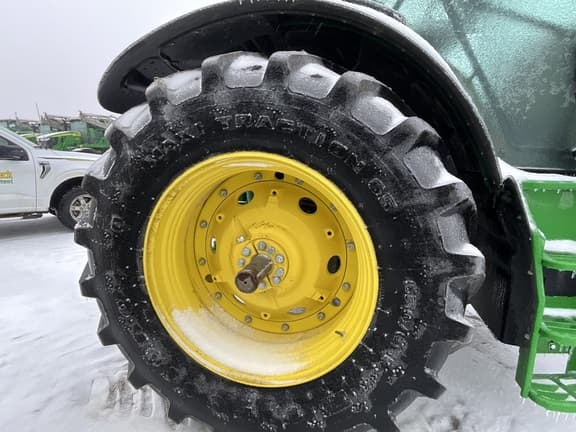 Image of John Deere 6R 155 equipment image 4