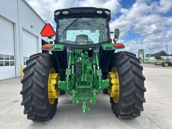 Image of John Deere 6R 155 equipment image 3