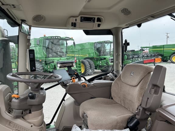 Image of John Deere 6R 155 equipment image 2