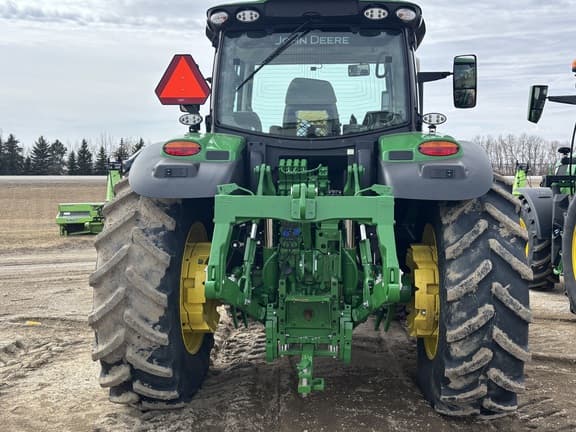 Image of John Deere 6R 155 equipment image 4