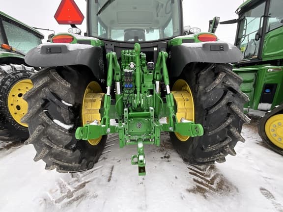 Image of John Deere 6R 155 equipment image 4