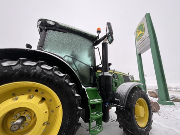 Image of John Deere 6R 155 equipment image 3