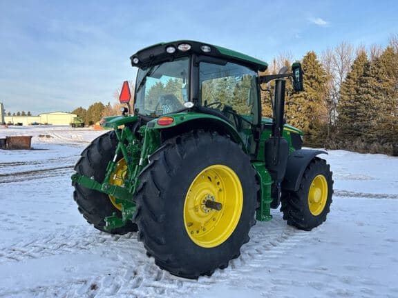 Image of John Deere 6R 155 equipment image 4