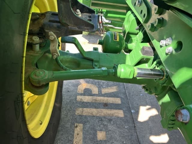 Image of John Deere 6R 155 equipment image 2