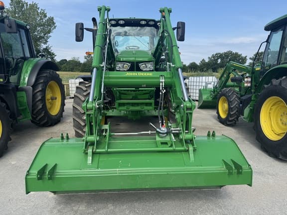 Image of John Deere 6R 155 equipment image 4
