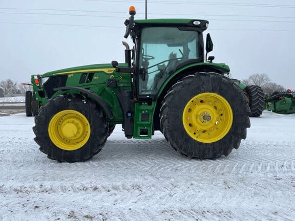 Image of John Deere 6R 155 equipment image 1
