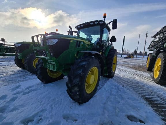 Image of John Deere 6R 155 equipment image 1