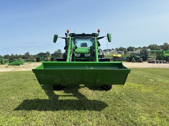 Image of John Deere 6R 155 equipment image 3