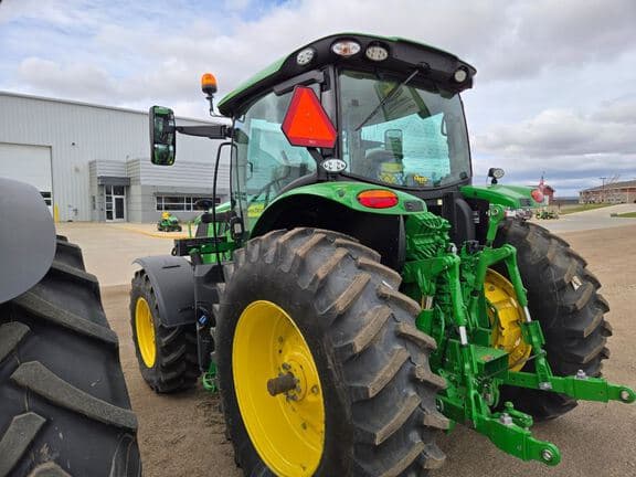 Image of John Deere 6R 155 equipment image 1