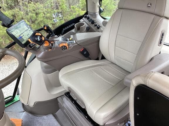 Image of John Deere 6R 155 equipment image 3