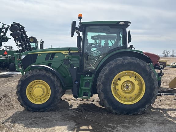 Image of John Deere 6R 155 equipment image 3