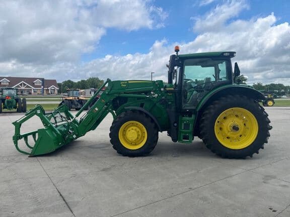 Image of John Deere 6R 155 equipment image 4