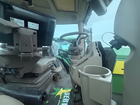 Image of John Deere 6R 165 equipment image 4