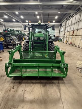 Image of John Deere 6R 165 equipment image 4