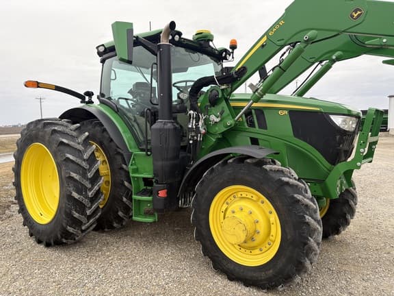 Image of John Deere 6R 165 equipment image 3