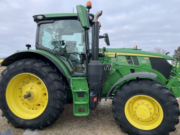 Image of John Deere 6R 165 equipment image 2