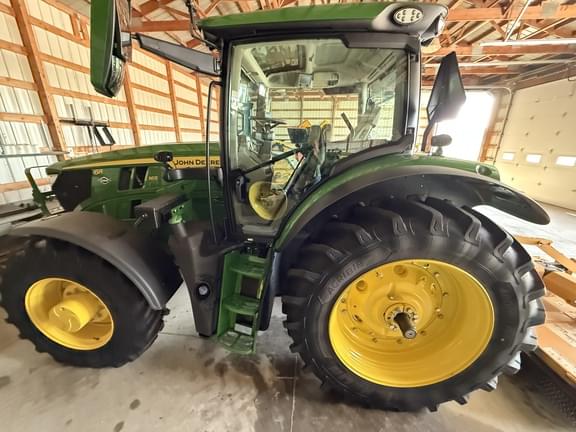 Image of John Deere 6R 165 equipment image 2