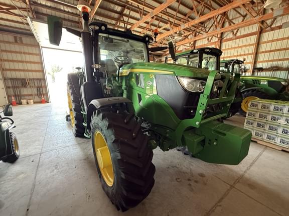 Image of John Deere 6R 165 equipment image 1