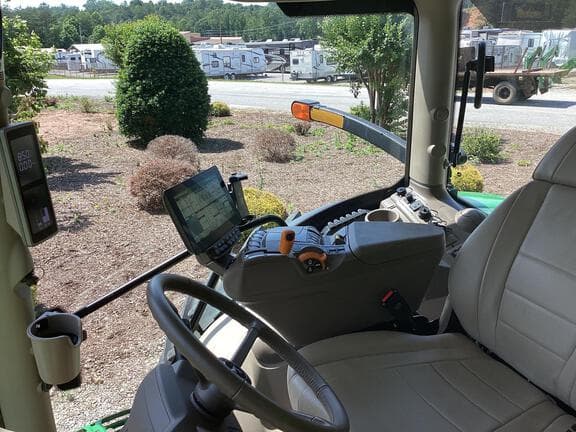 Image of John Deere 6R 175 equipment image 1